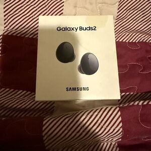 Samsung Galaxy Buds2 Earbuds - OPEN BOX BUT NEVER USED